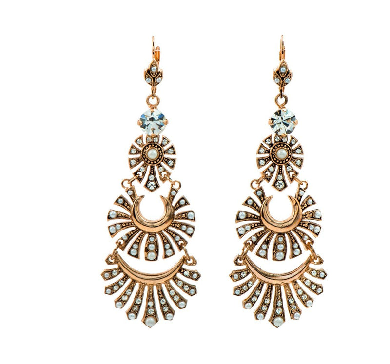 Impressive statment chandelier earrings