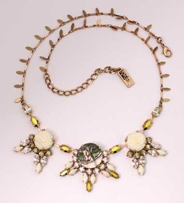 Impressive Necklace set with Swarovski crystals and Semi-Precious stones
