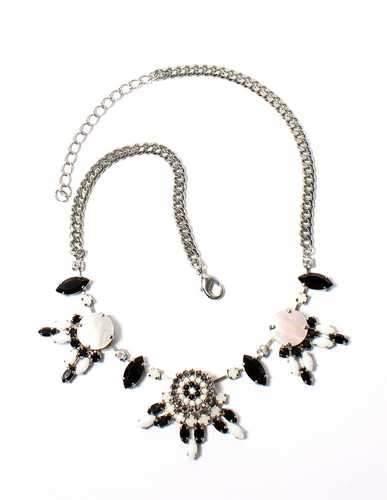 Black and white necklace