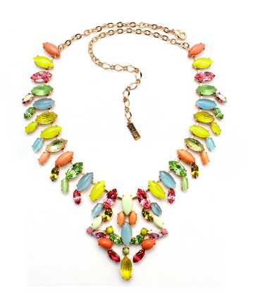 Impressive statment necklace