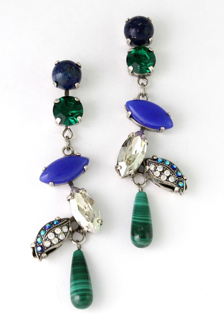 Elegant leaves earrings