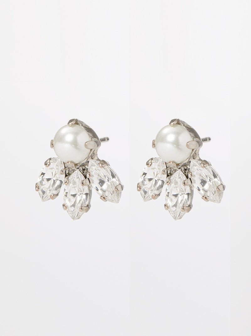 Monik earrings- pair of classic & elegant post earrings, set with marquise shaped crystals and a round pearl on top. o give. Length: 1.5cm